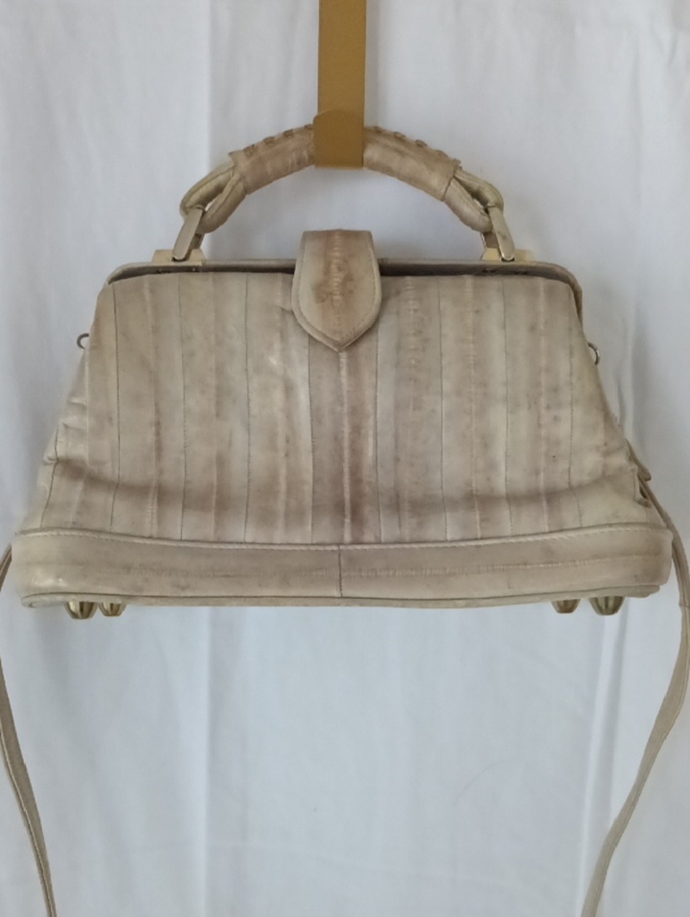 Cream Structured Top-Handle Satchel - Unbranded Vintage Eel.